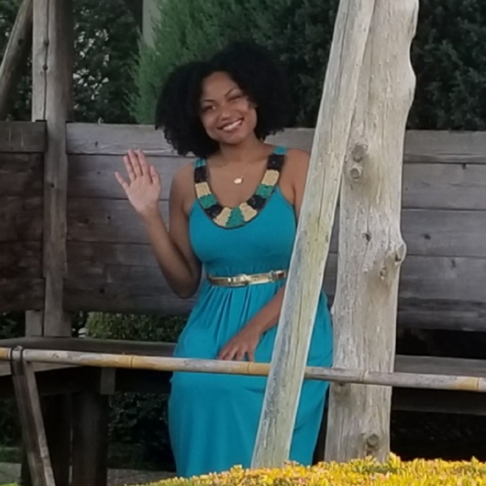 Meet your Posher, Ashlee